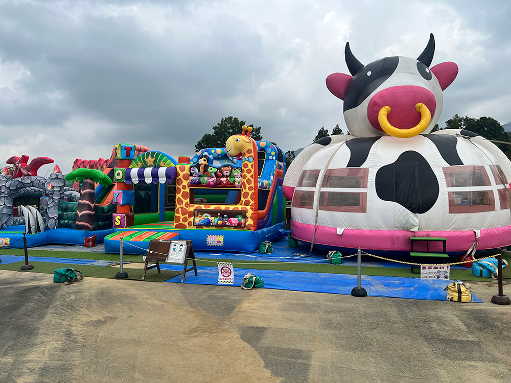 キッズ広場にウォータースライダーが登場